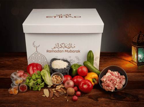 Etihad distributes Ramadan boxes to those affected by Covid
