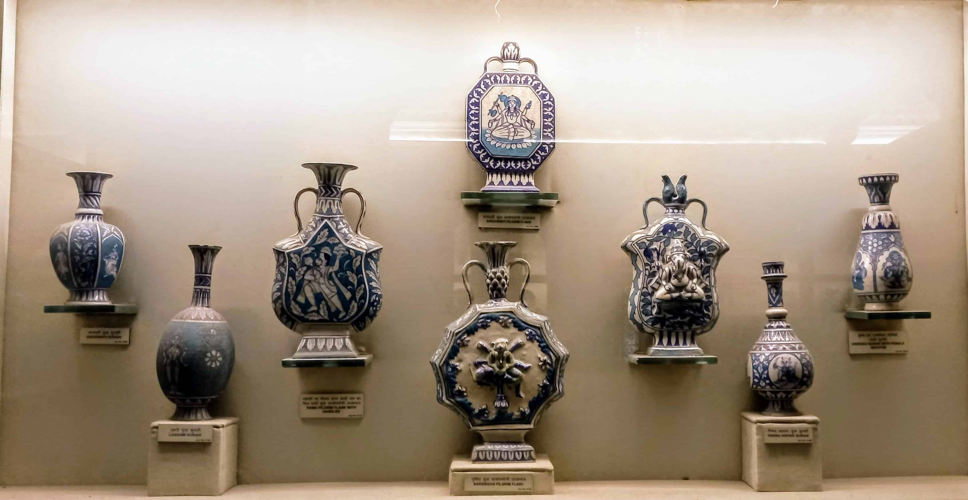 5 Iconic Rajasthani Handicrafts Shaped by Colour and Tradition